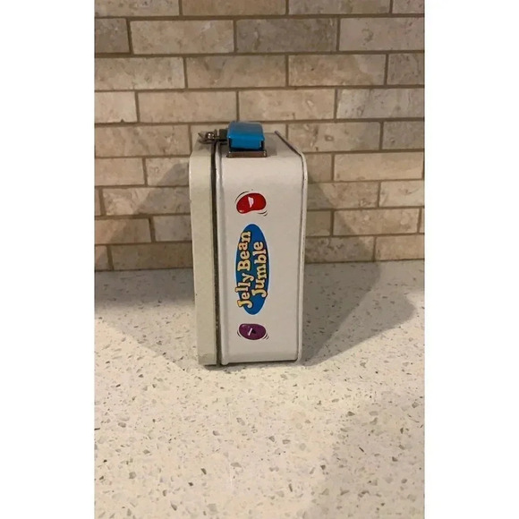 Jelly Bean Jumble - The Candy Grabbing Game! Tin lunch box - Picture 2 of 5